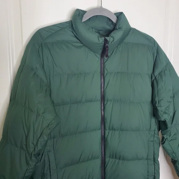 Uniqlo Green 3D Wide Cut Quilted Ultra Light Down Puffer Jacket